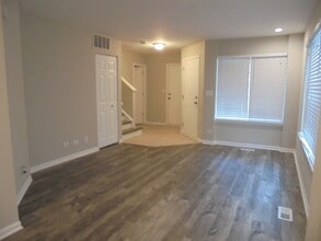 3110 Ronan Dr in Lake In The Hills, IL - Building Photo - Building Photo