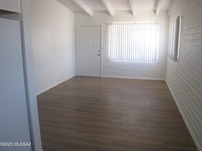 4713 E 1st St in Tucson, AZ - Building Photo - Building Photo