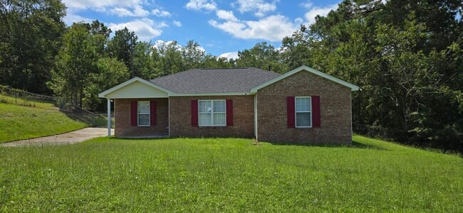 property at 2826 Cranbrook Dr
