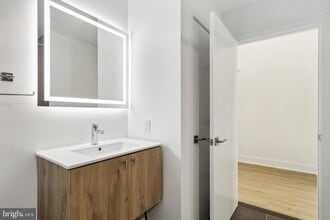 1622 Point Breeze Ave in Philadelphia, PA - Building Photo - Building Photo