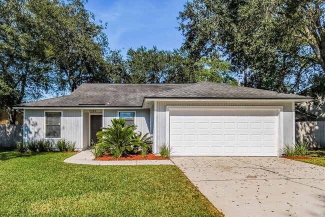 7323 Sweet Rose Ln