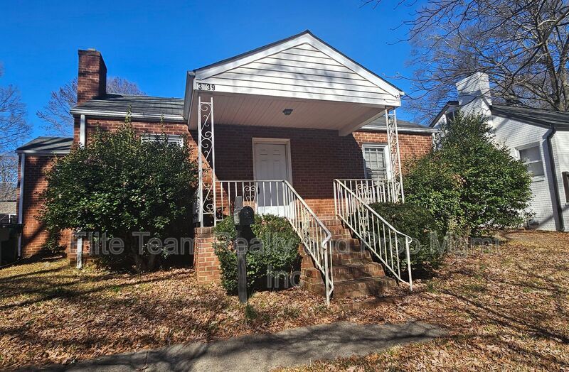 3739 McMillan St in Charlotte, NC - Building Photo