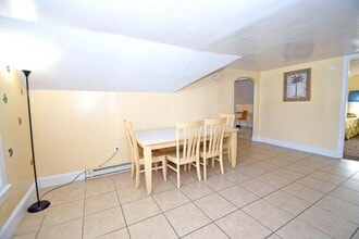 404 Saint Louis Ave, Unit Parrot Bay C13 in Ocean City, MD - Building Photo - Building Photo