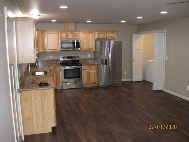 1845 17th Ave SE in Albany, OR - Building Photo - Building Photo