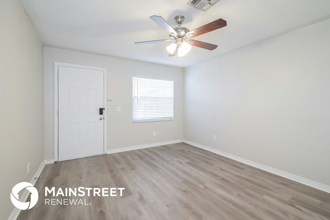 106 16th St in St. Cloud, FL - Building Photo