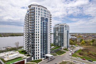 Aquablu Condominiums Penthouses and Waterfron in Laval, QC - Building Photo