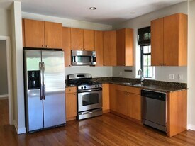 2120 W Washington Blvd in Chicago, IL - Building Photo