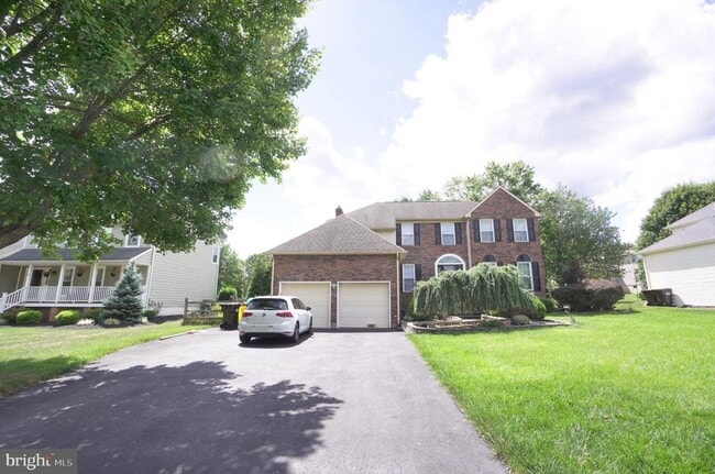 property at 113 N Stone Ridge Dr