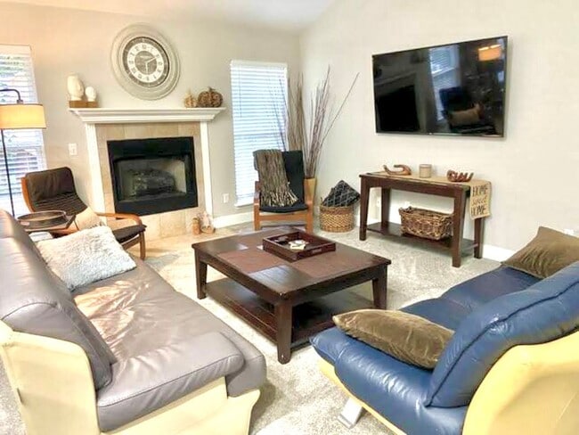 property at 15 Rillington Dr