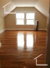32 Irvington Rd, Unit 2 in Somerville, MA - Building Photo - Building Photo