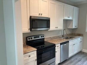 108 Livingston Rd in Fletcher, NC - Building Photo - Building Photo