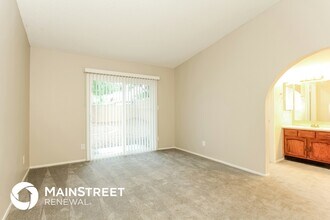 2414 W Redfield Rd in Phoenix, AZ - Foto de edificio - Building Photo