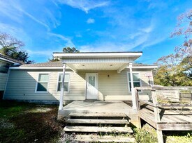 302 Corman Ave in Troy, AL - Building Photo