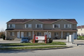 Maple Meadow Apartments in Layton, UT - Foto de edificio