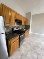 164 Bassett St, Unit 4