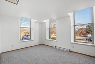 Franklin Mill Apartments in Janesville, WI - Foto de edificio - Interior Photo