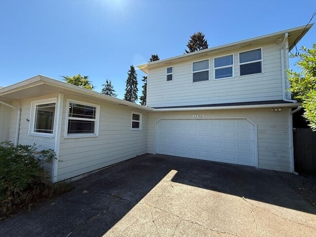 1740 Glen Creek Rd NW in Salem, OR - Building Photo - Building Photo