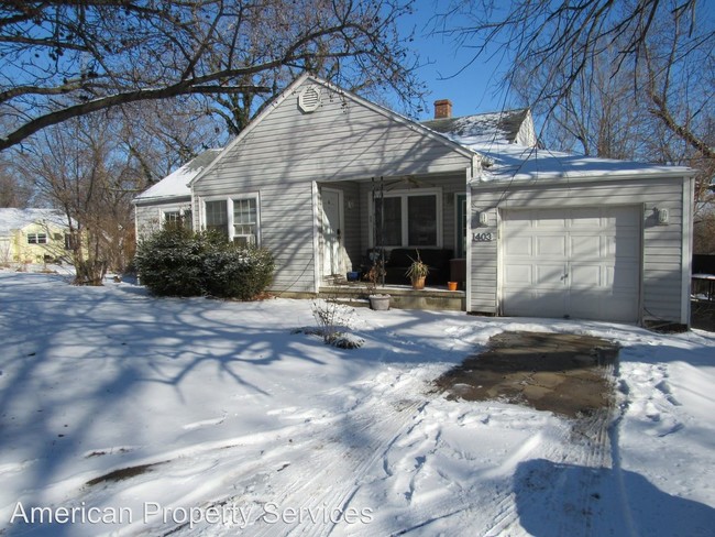 403 S 18th St in Manhattan, KS - Foto de edificio - Building Photo