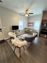 321 W 31st St in Savannah, GA - Building Photo - Building Photo