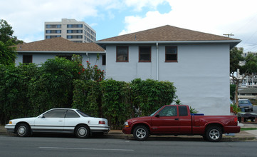 2329 Lime St in Honolulu, HI - Building Photo - Building Photo