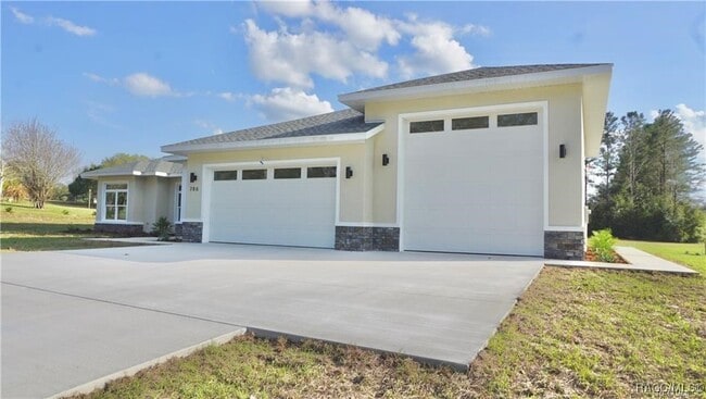 786 E Dunbar Ln in Hernando, FL - Building Photo - Building Photo