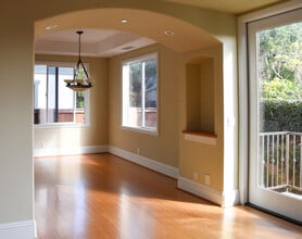 2212 Marshallfield Ln in Redondo Beach, CA - Building Photo - Building Photo