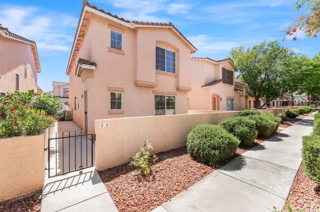66 Belle Maison Ave in Las Vegas, NV - Building Photo - Building Photo