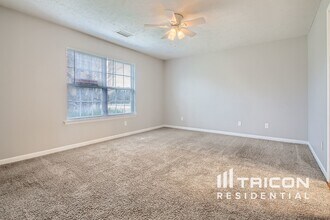 128 Royal Garden Dr in Murfreesboro, TN - Building Photo - Building Photo