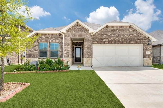 property at 3217 Paruament Dr