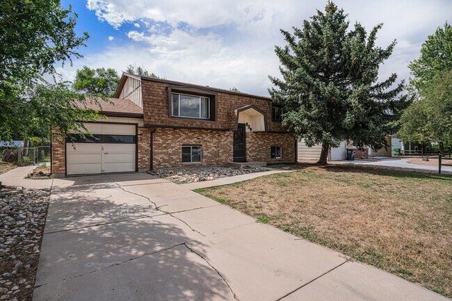 property at 829 Tyler St