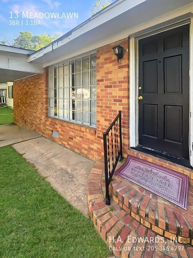13 Meadowlawn Dr in Tuscaloosa, AL - Building Photo - Building Photo