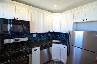 349 Sumner St, Unit 3 in Boston, MA - Building Photo - Building Photo