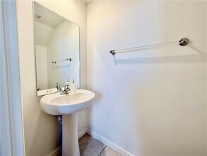 2580 Sunray Venus Wy in Ruskin, FL - Building Photo - Building Photo