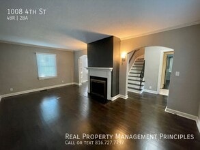 1008 S 4 St in Platte City, MO - Building Photo - Building Photo