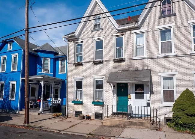 227 E Garrison St in Bethlehem, PA - Building Photo - Building Photo