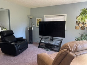 90805 Libby Ln in Coos Bay, OR - Building Photo - Building Photo