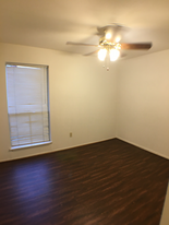 8201 Richmond Ave. in Houston, TX - Building Photo