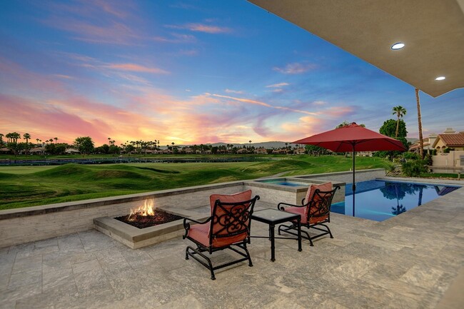 54435 Southern Hill in La Quinta, CA - Foto de edificio - Building Photo