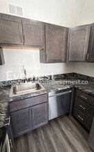 422 Country Downs Dr, Unit #3004-2 in Ballwin, MO - Foto de edificio - Building Photo