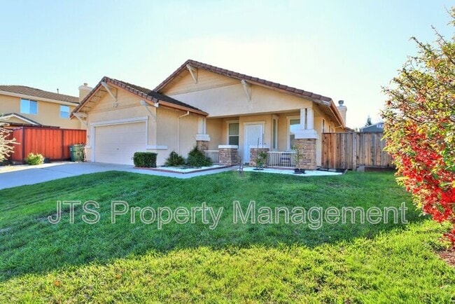 7817 Westbourne Way in Antelope, CA - Building Photo - Building Photo