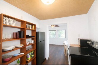 2117 Everett St in Houston, TX - Building Photo - Building Photo