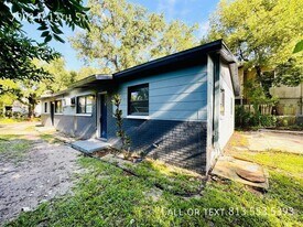 7903 N 13th St in Tampa, FL - Building Photo