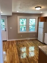 17 Berkeley St, Unit 17 Berkeley Street in Easthampton, MA - Building Photo - Building Photo
