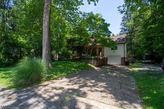 29 Walker Dr in Ringwood, NJ - Building Photo - Building Photo