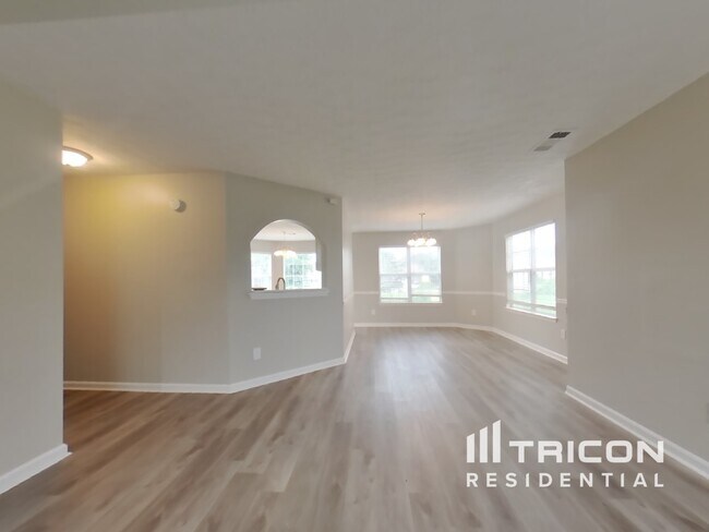 315 Hazelhurst Dr in Covington, GA - Foto de edificio - Building Photo