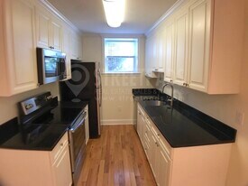 3 Chauncy St, Unit 17 in Cambridge, MA - Building Photo