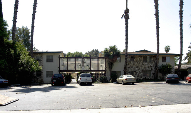 Lido Palms in Riverside, CA - Building Photo - Building Photo