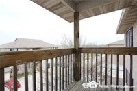 10121 Sutton Pl photo'