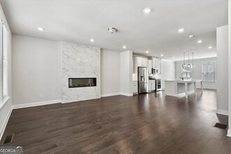 4324 Water Elm Alley in Doraville, GA - Foto de edificio - Building Photo