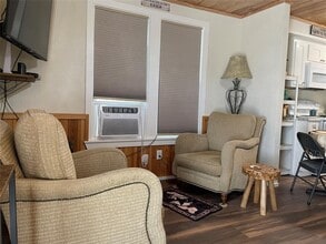 131 Alexander Dr in Tow, TX - Building Photo - Building Photo